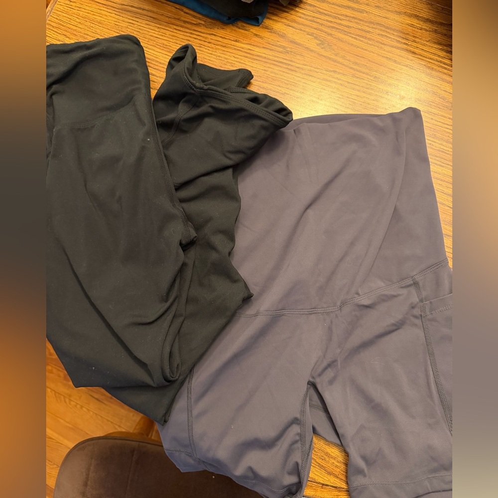 Maternity Activewear Bundle 2 pairs of Hofish Leggings + 1 Pocket Biker Shorts - Picture 2 of 5
